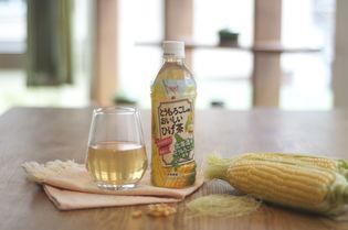 一つひとつ手摘みで収穫した北海道産の
「とうもろこしのひげ」を使用！
「とうもろこしのおいしいひげ茶」リニューアル発売
～初夏に食物繊維入りのひげ茶で健やかな毎日を～