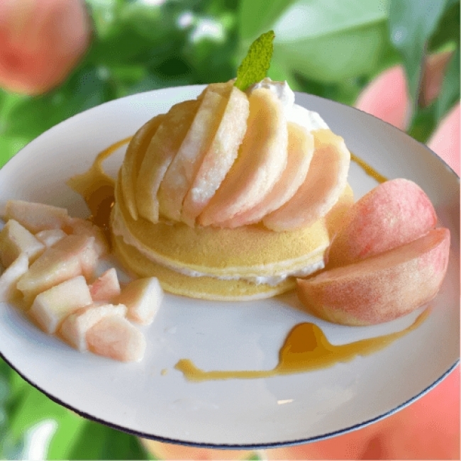 桃のベーシックパンケーキ