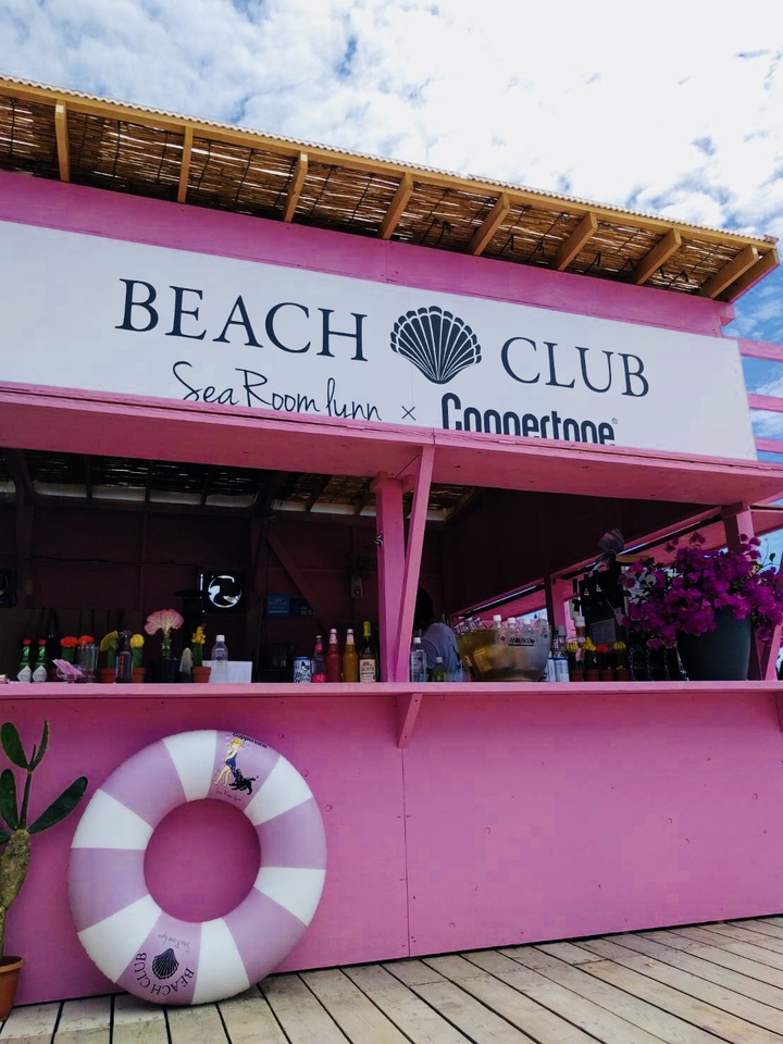今年もピンクが目印！「SeaRoomlynn beach Club」海の家が６月２９日（金）に逗子海岸にオープン！