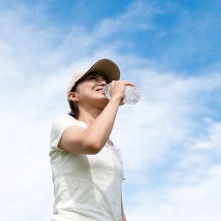 健康に関する最新レポートをmicrodiet.netにて公開
『かくれ脱水に注意！熱中症の予防と対策』