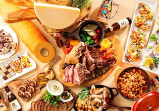 ドイツビールと秋の味覚を味わう美食の祭典
「オクトーバーフェスト」9月3日よりスタート