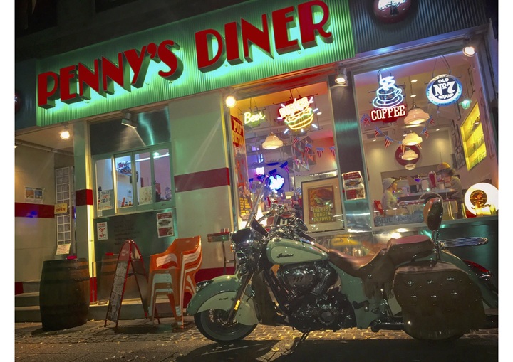 合計300ｇものパティは、こだわりのUSビーフ100％！横浜の「PENNY’S DINER」が新商品のハンバーガーを販売開始