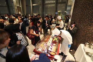 【レポート】地上210mで東京を食べる BAR 1st FRENCH
「HORIZON TOKYO(オリゾン トウキョウ)」
オープニングレセプションパーティー