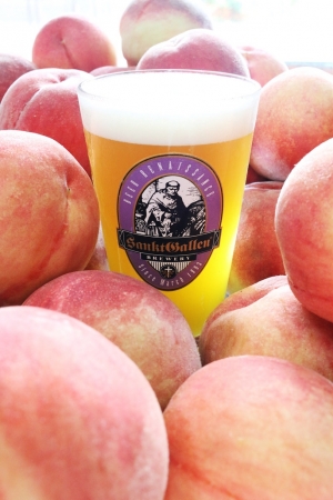 サンクトガーレン、山梨のはねだし桃を活用したクラフトビール「7種の桃のエール」を9月5日より発売。甘い香り、トロンとネクターような飲み口