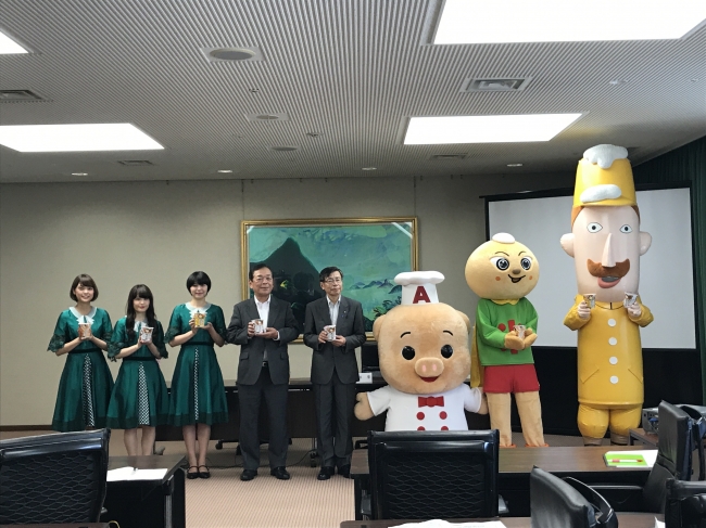 新潟県庁にて新商品・新CMを発表　新潟県トキ保護活動も開始
