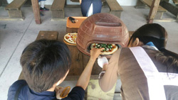 10月20日（土）より後期開催！「手作りピザ教室」～秋の六甲山でお手軽アウトドアクッキング！～