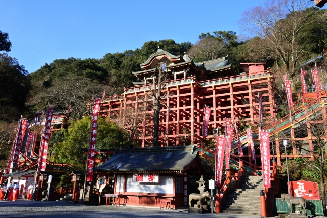 日本三大稲荷のひとつ「祐徳稲荷神社」