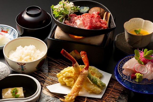 日本料理なにわ「蟹と国産牛のコース」