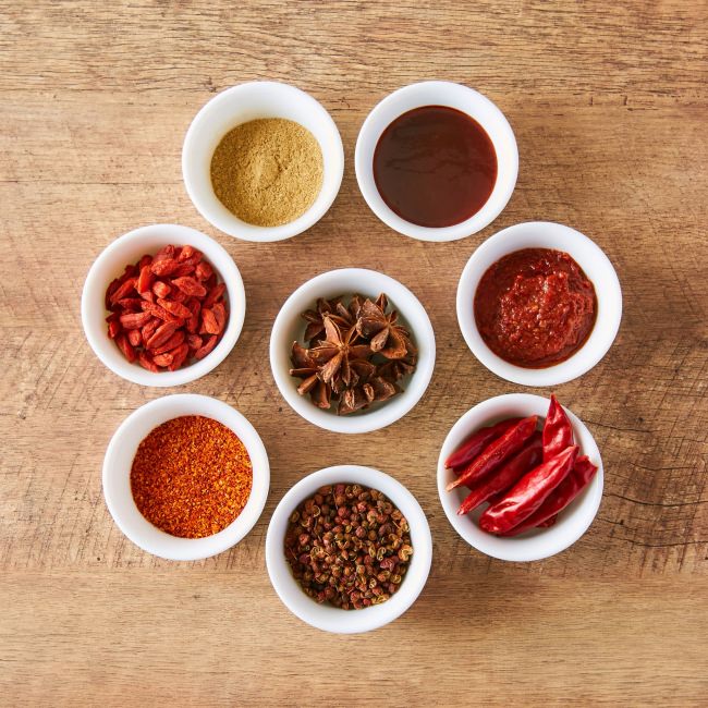”しびれ鍋”11種類の香辛料