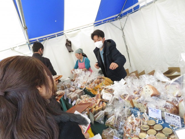 「パンのフェス2019春 in 横浜赤レンガ」（ｃ）パンのフェス実行委員会