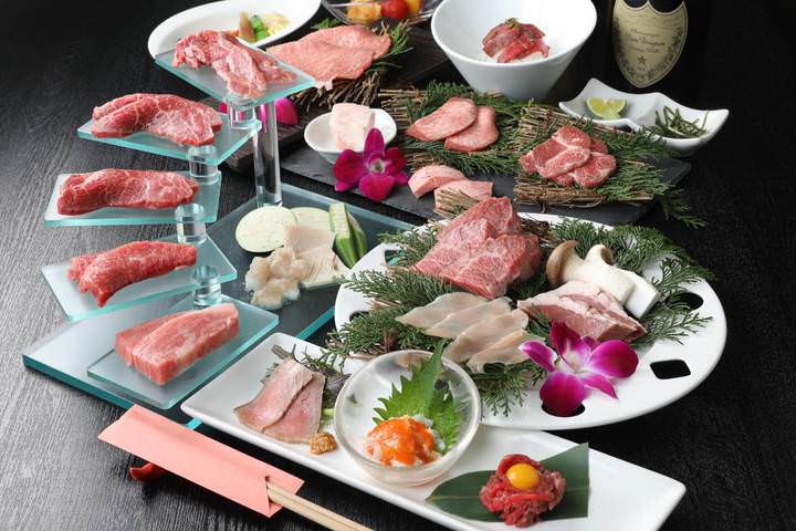 武蔵小杉のビストロでオマール海老一尾を使った豪快なグラタン5月28日から提供開始。ディナーのみ限定5尾で2,600円