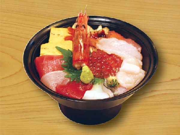 海鮮ちらし丼　1,700円（税別）