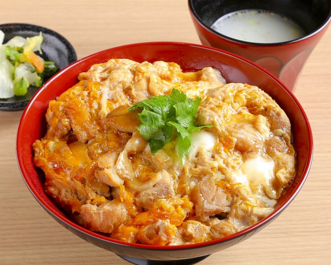 つくば鶏の親子丼　900円