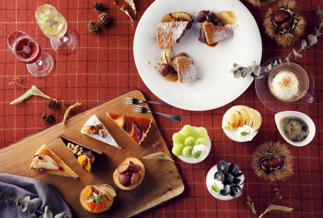 「実りの秋」をテーマに旬の果物をふんだんに使ったオリジナルスイーツやドリンクを秋空の下で楽しもう！神戸布引ハーブ園「収穫の秋フェア」開催！