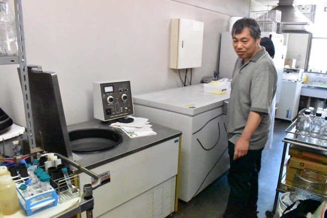 共同研究する香川大学には現在、その500人以上のうんちから採取したDNAを保存する専用の冷凍庫も完備