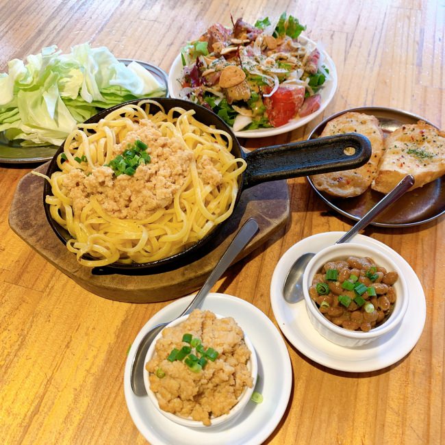 【ホテルオークラ福岡】新春を華やかに!心躍る「ストロベリーデザートブッフェ」へ