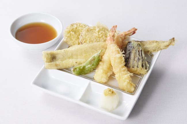 海老と穴子・野菜の天ぷら盛合せ