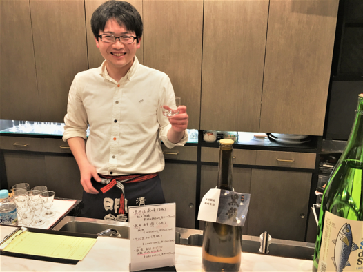 飲みごたえと飲みやすさを
追求した淡麗超辛口の日本酒を新発売