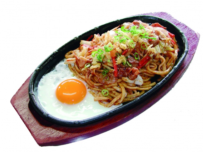 北九州発祥！「焼きうどん」（720円）