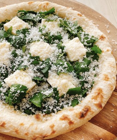 金沢発祥のピザ工房「森山ナポリ」パクチーを愛する全国のパクチストのための「パクチーとモッツァレラのピザ」発売開始！