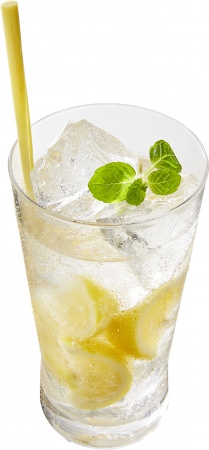 ライチの甘みとレモンの酸味が楽しめるウオツカベースのサワー。マドラーがわりのレモングラスで混ぜて、タイ気分を味わってください。