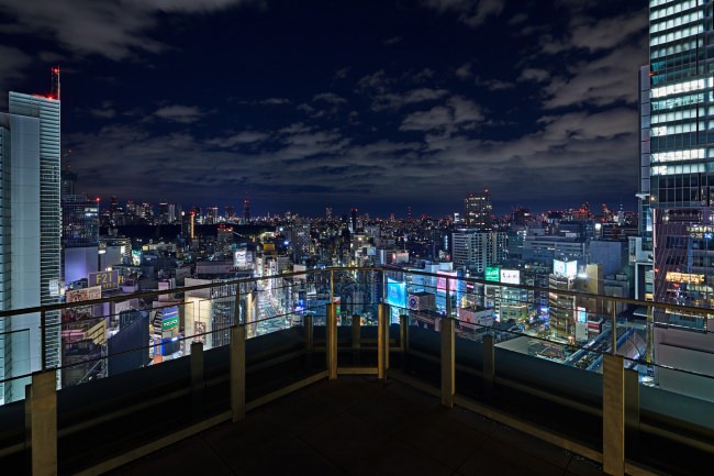 夜には煌びやかな渋谷の絶景が望めます