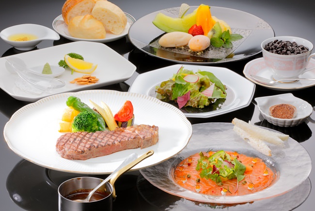 【ザ・リッツ・カールトン東京】 フレンチ、日本料理のシグネチャーレストランがテイクアウト＆デリバリーメニューを提供