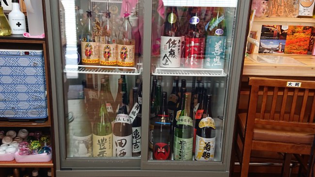 青森全域の日本酒が並びます