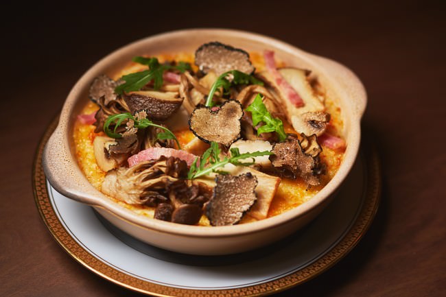 きのことトリュフのマカロニグラタン