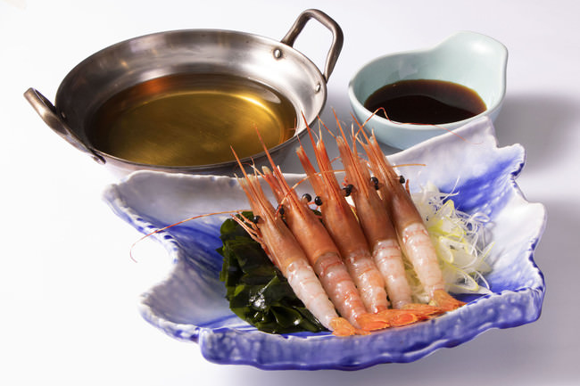 海老の頭の濃厚な味噌まで楽しめる♪　799円（税抜）