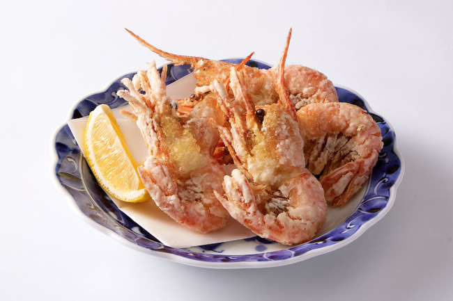 丸ごと食べられる、みんな大好きな唐揚！ 599円（税抜）