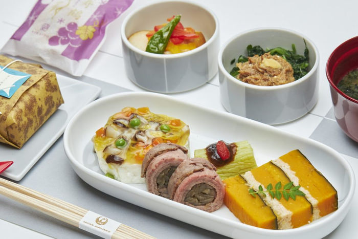 【星野リゾート　青森屋】JAL国内線ファーストクラスの機内食を青森屋がプロデュース｜期間：2020年11月1日～30日