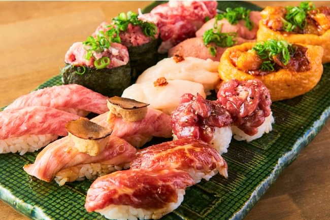 【肉寿司もビールもハイボールもチューハイも100円！】『神戸三宮肉寿司』がオープン4周年を記念して、11/24より3日間限定キャンペーンを実施！