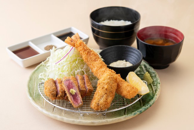 『牛ロースカツと大海老牡蠣カツ膳』： 1,480円（＋税）