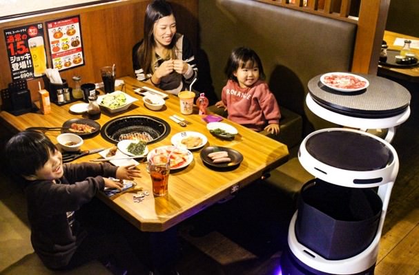 フードテックで美味しさを科学！プロントコーポレーション、TechMagic社とパスタ自動調理ロボットを共同開発　一連の調理工程を完全自動化し、熟練の調理技術をロボットで再現