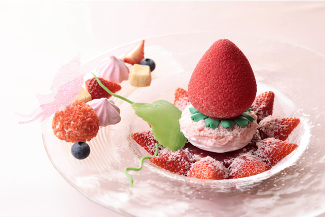 「Strawberry dressed strawberry（ストロベリー ドレスド ストロベリー」は予定通り2月1日から販売中