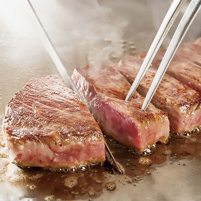 ステーキ（牛脂注入加工肉）イメージ