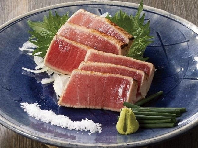 本マグロ中トロの藁焼き　1,683円