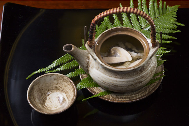 京都市の食材がふんだんに使われたコース料理のイメージ