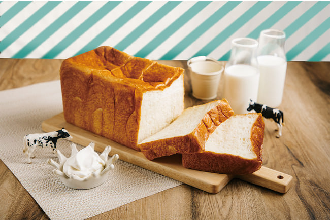 ミルクの生クリーム食パン 2斤  980円(税込)