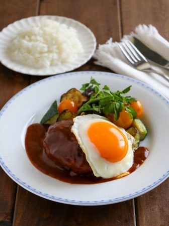 徳島県のブランド地鶏が自宅で味わえるミールキット「阿波尾鶏を味わう 極上親子丼」が『すまいるごはん』に再登場！