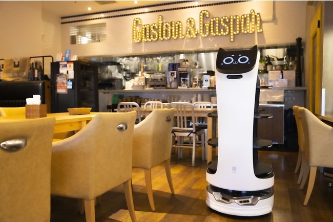 レストラン配膳ロボット「BellaBot」