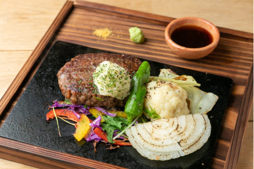大塚食品、「東京アスリート食堂　本店」の大豆ミートメニューに「ゼロミート」採用