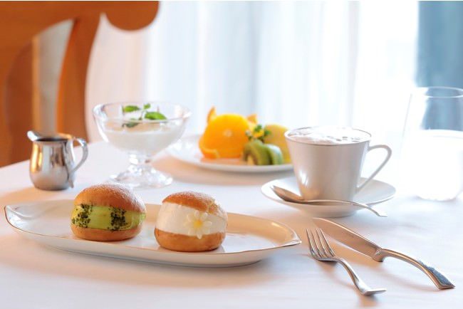 「マリトッツォで優雅な朝食を」ルームサービス イメージ