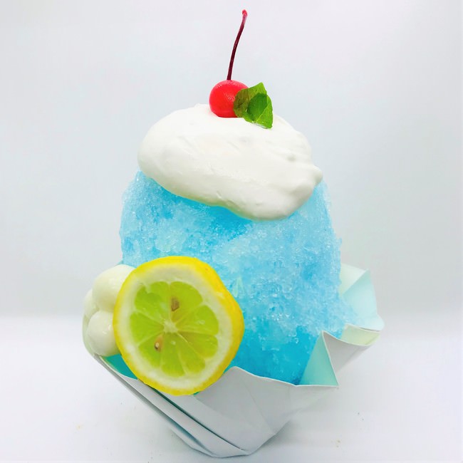 鞆の浦の海と夏空をイメージした青色のかき氷「瀬戸内レモネード」が夏季限定で販売開始