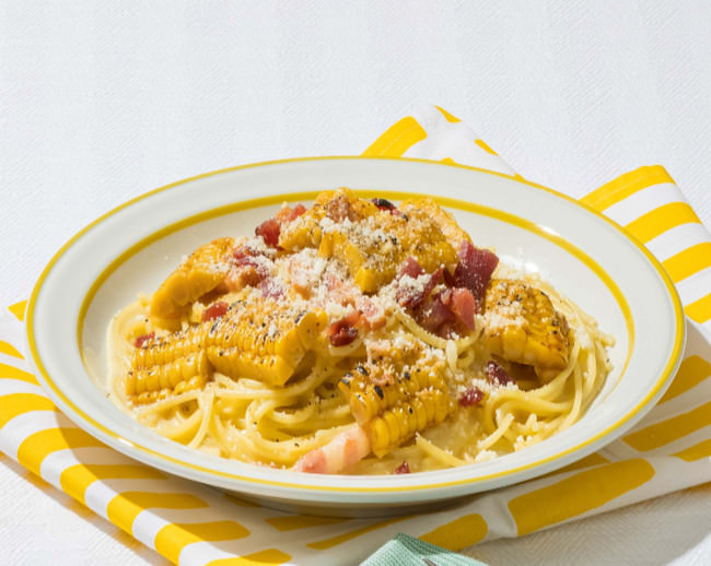 焼きとうもろこしとベーコンの濃厚クリームパスタ　780円（税込）