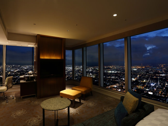 プレミアムコーナーキング