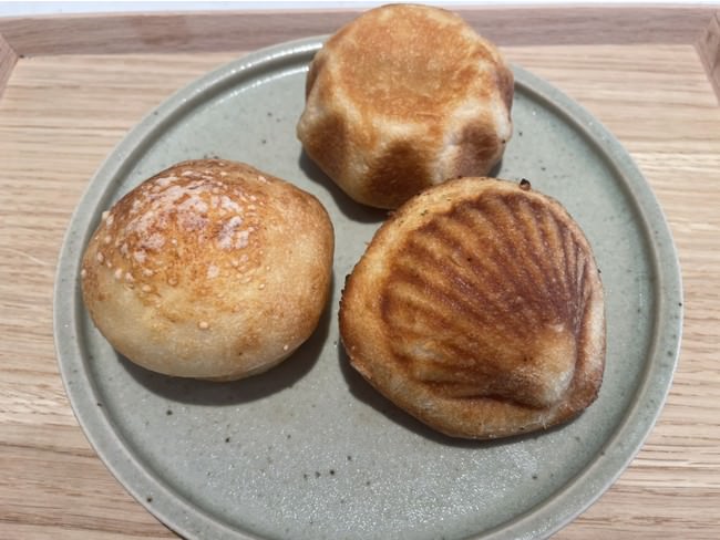 岩手県宮古市のヤギミルクパン専門店から、ウニ、ホヤ、ホタテを使った『宮古しおかぜトリオ』が、オンラインショップに登場！