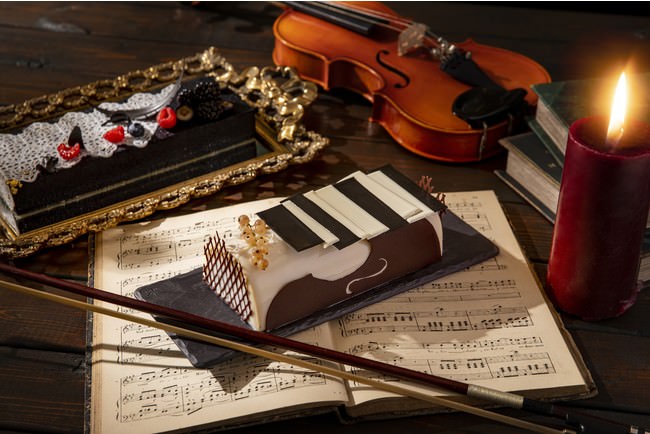 シェフ一押し『不協和音のレクイエム』＆『オナーズ・ウィッチの証』