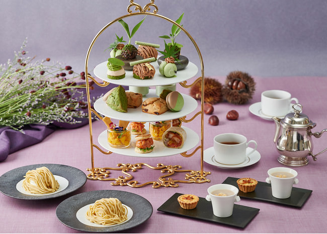 栗の茶色と抹茶の緑色が調和する、秋のアフタヌーンティー